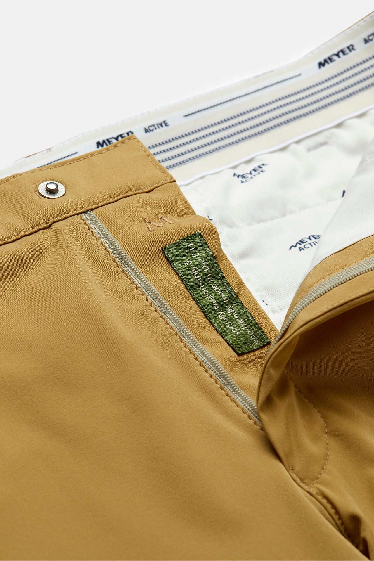 Skye 1-8070 ACTIVE • CHINO